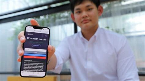 uddom pang|Digital pioneer bridges AI language divide .